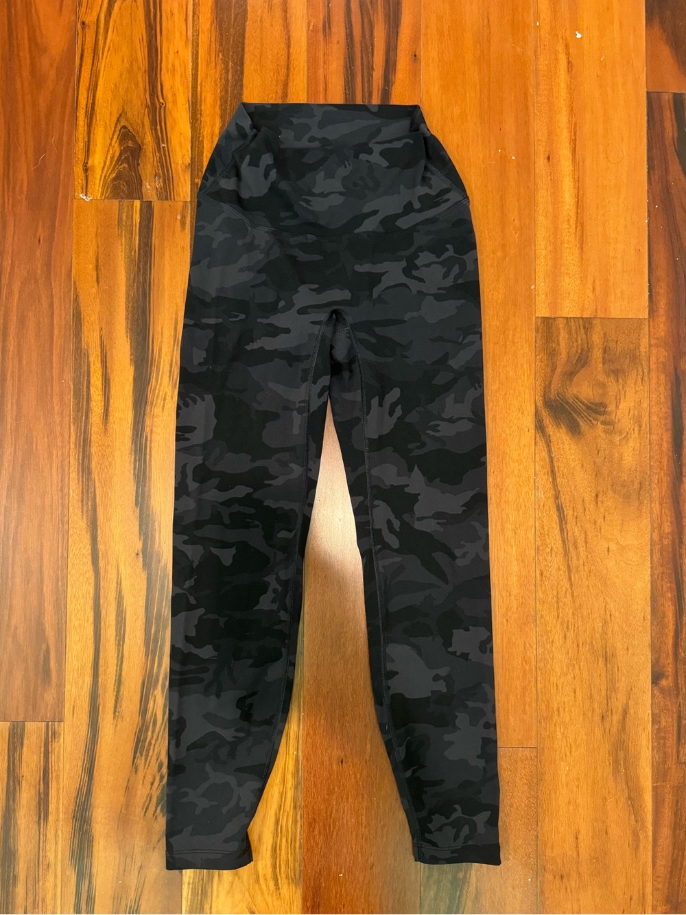 Iwa Company Leggings